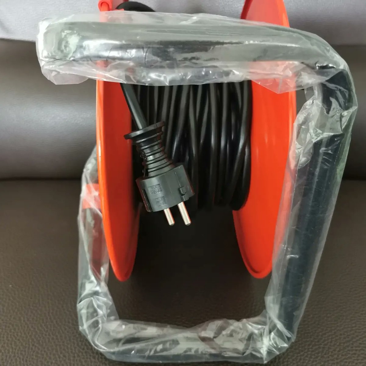 jack5872013's tweet photo. Mobile reel manufacture! and export to different countries! #mobilereel #Cable #cablereel #mobileproduct https://t.co/sLqnmubj08