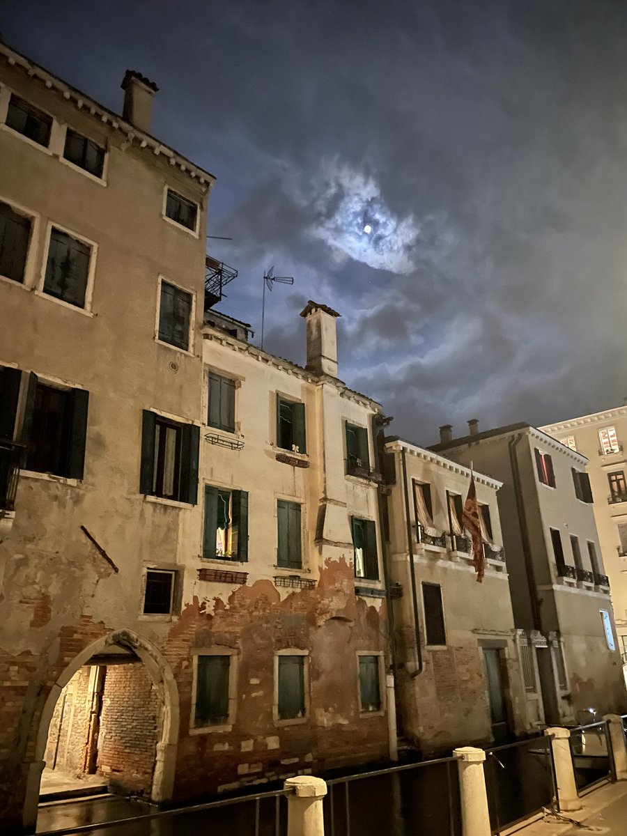 Valentina tweet media