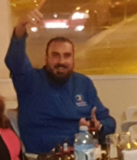 Hoy se retira como jugador <a href="/SevillanoD/">Daniel Sevillano 🏀⛹️‍♂️🧘🏻‍♂️</a>. Un crack. Uno  de esos jugadores con el que logras el mayor galardón que se puede conseguir cuando entrenas: tener un buen amigo. Un tío que reúne todo lo que se le pide a un basketbolista. Valores.
 Un ejemplo. 5 x 5