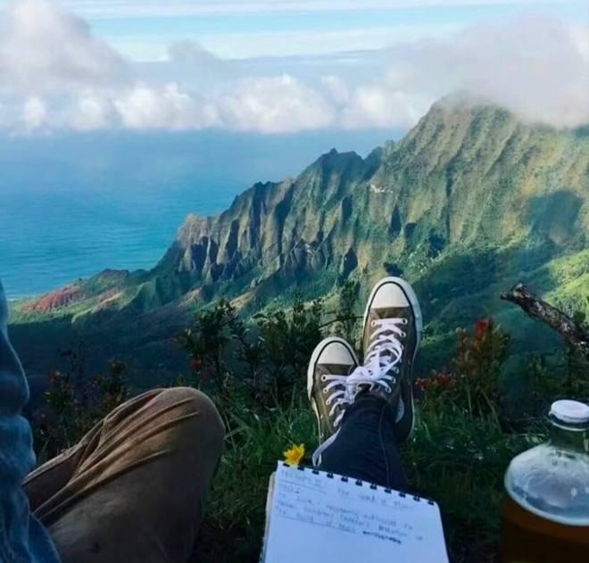 CjYaimi's tweet photo. #Floridaman  Treat each day as if it were the day before the end of the world, and you'll always be able to inspire more in your life. You will do more than you can.🥳 https://t.co/Tv33iBciDg
