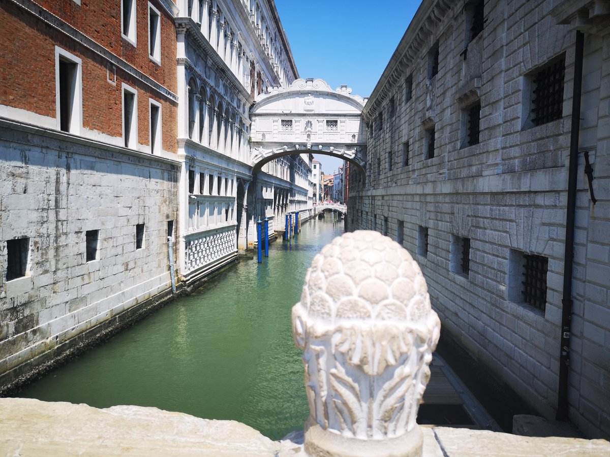 'I stood in Venice, on the Bridge of Sighs, 
A palace and a prison on each hand: 
I saw from out the wave her structures rise 
As from the stroke of the enchanter's wand...'
Lord Byron
Good morning from #Venice!

#maisongiusyvenezia #italy #italyvacation #veniceholiday