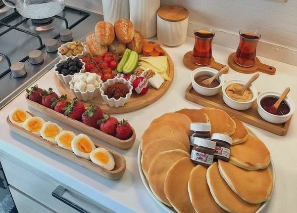 malusokay's tweet photo. Weekend brunch with friends 💭🥞🍇 https://t.co/QyJcIb1XKb