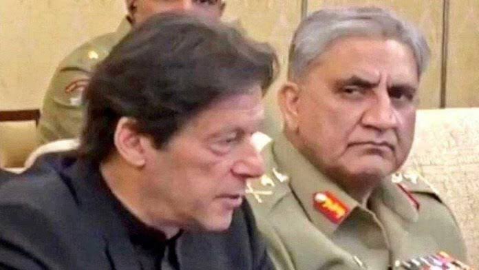 NoorulArfeenSid's tweet photo. لالے ان بلاک کردے ناں پلیز 🙏
#Pakistan #PakistanArmy #ChiefOfArmyStaff #ISI #DGISI #ImranKhanPTI #ImranAntiStateActor #ImranThePuppet #MI6 https://t.co/kkaT4FWd5n