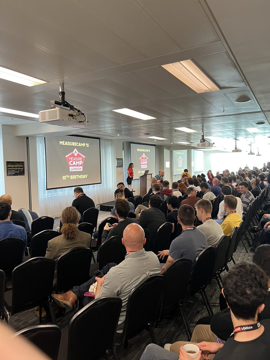 #measurecampldn about ready for a day of learning &amp; information exchange 🙌🏻🙌🏻