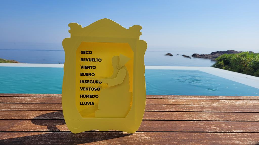 Fantástica imagen que nos envían desde El Port de la Selva, en la Costa Brava. Hoy mar plana, sol y sin nubes. El #frailedeltiempo marca "Bueno" para mañana. #eltiempo #eltempstv3 #etemps #meteo #quetiempoharamañana