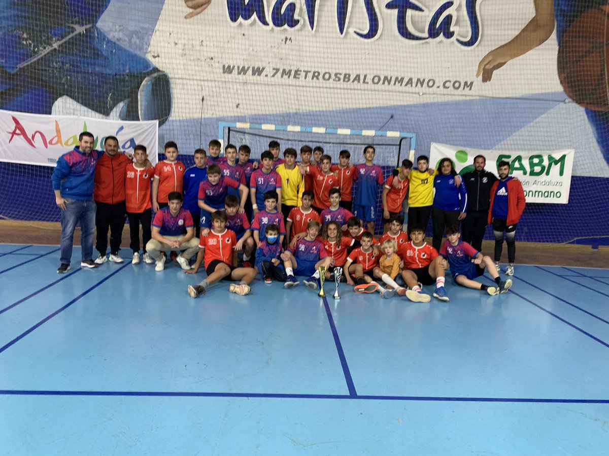 FABM_Malaga's tweet photo. Felicitar a @MaravillasBm y @fuengirolaelco1 por su clasificación a semis en categoría femenina, al igual qur @cdMaristasMlg  en categoría masculina.
Mucha suerte en semis!!
Gradisima temporada la de las chicas @ClubMalagaNorte y los chicos @CD_EUROPA_MLG y @cdpuertosol.
Ánimo!! https://t.co/UbKf94CZn5