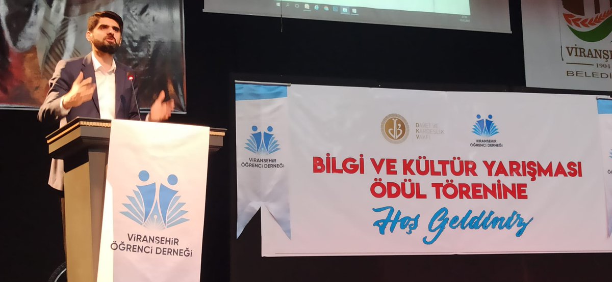 tilmiz23's tweet photo. Viranşehir öğrenci Derneği'nin düzenlediği Kudüs konulu bilgi yarışması ödül törenine katılım sağladık. Bu anlamlı programı icra eden dernek yönetimi ve katılımcılara teşekkür ediyorum. https://t.co/r9gJxX6pDN