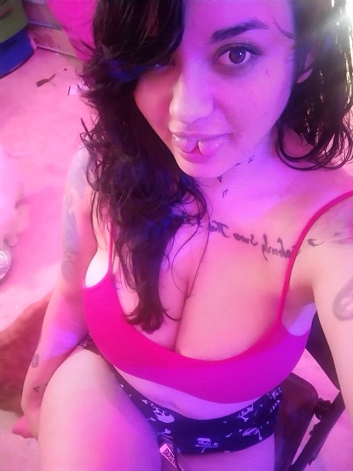 Got a lil belly but oh well c: #insomnia #thiccwomen #kawaii https://t.co/oaVl0Fjvrp<a href="/tag/insomnia"class="tags">#insomnia</a><a href="/tag/thiccwomen"class="tags">#thiccwomen</a><a href="/tag/kawaii"class="tags"><span>#kawaii</span></a>