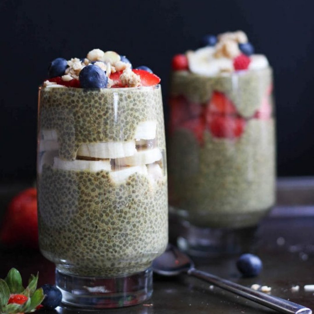iamplantbiased's tweet photo. Start to meal prep your breakfast for this week with this Golden Milk Chia Seed Pudding. 😊🙌💚

Full recipe here: ➡️https://t.co/1KxH2q58t8 
 
#breakfastprep #mealprep #goldenmilk #plantbased #plantbaseddiet #plantbasedfood https://t.co/HhLUgIwR2M
