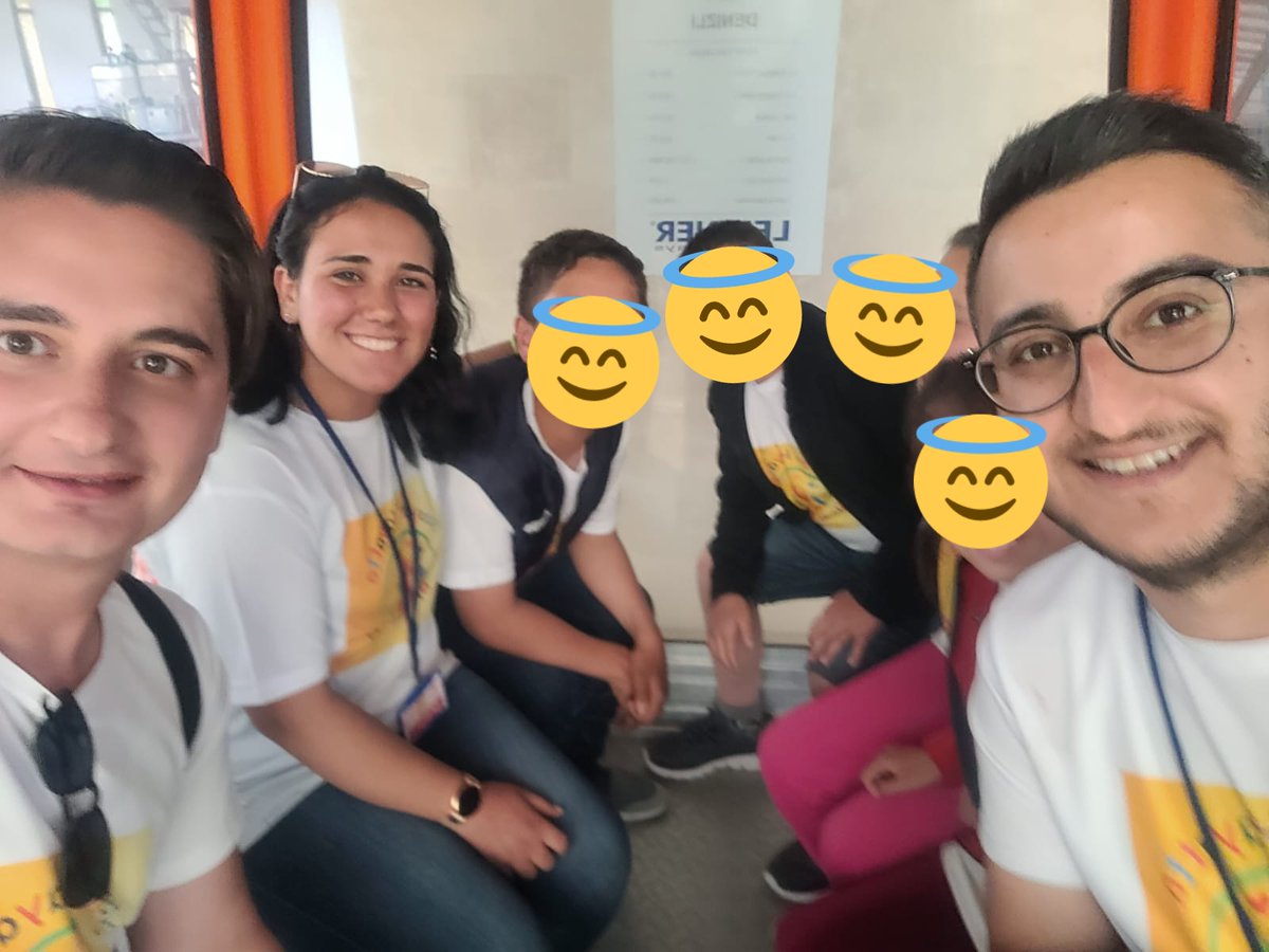 Özel Eğitim öğretmenlerimizin yürüttüğü "Sosyal Hayatta Biz De Varız" E-Twinning projesi kapsamında ZehraNihatMoralıoğluOrtaokulu,Pamukkale,Hierapolis ve Bağbaşı Teleferik gezisi düzenlendi. Güzel geçirilen zamanlar için tüm ekibe teşekkür ederiz.
<a href="/cgdsucar/">Çağdaş Uçar</a> @cmlkpln27