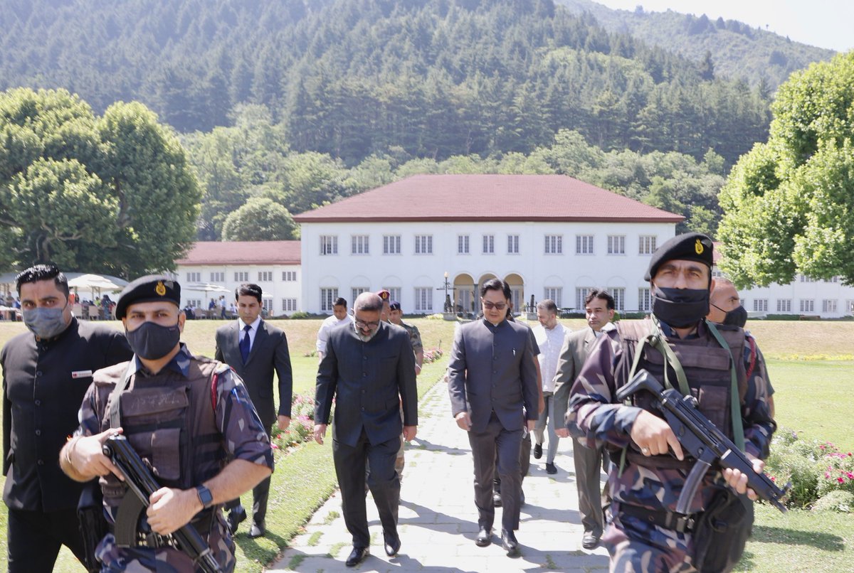 KirenRijiju's tweet photo. A great day for Jammu &amp; Kashmir and Ladakh as the foundation stone is laid for new High Court Complex in Srinagar. I'm happy to join hon’ble Chief Justice of India Mr N.V. Ramana, Senior Judges of SC, LG @manojsinha_ , @lg_ladakh , Chief Justice of J&amp;K HC, Judges &amp; dignitaries. https://t.co/8lfVtfDODX
