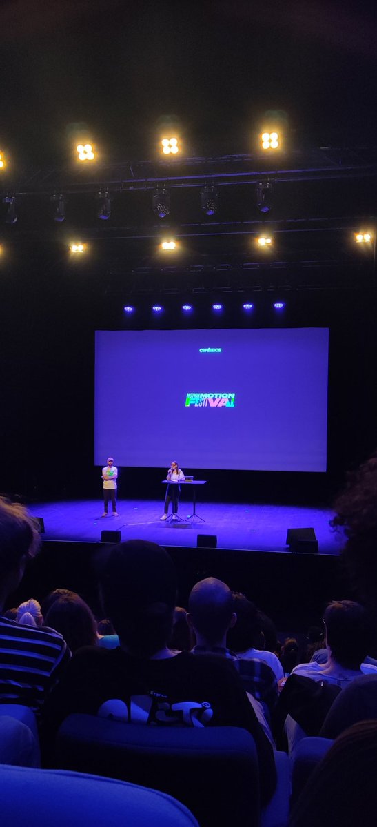 JolyEstelle's tweet photo. Début des conférences au festival @motion_festival avec Laure Chapalain #motiondesign #stereolux #Nantes https://t.co/vgY484e8Zt