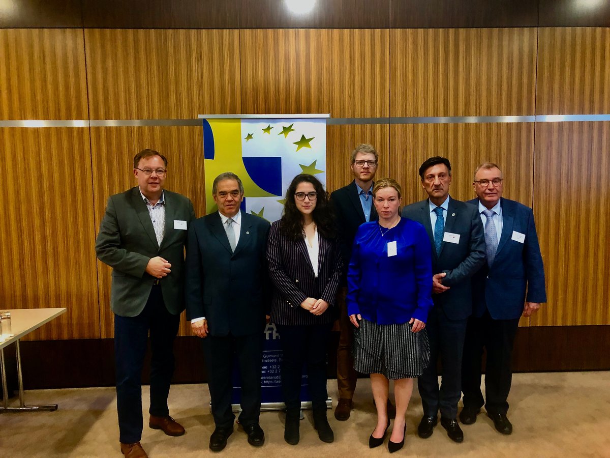 Sjukhusläkarna (@sjukhuslakarna) on Twitter photo European doctors and medical students urge the leaders of Iran to stop imminent execution of Dr Ahmadreza Djalali. The presidents of <a href="/aemheurope/">AEMH Liaison Office</a>, Fems – European Federation of Salaried Doctors, <a href="/CPME_EUROPA/">European Doctors</a>, <a href="/emsa_europe/">EMSA</a>, <a href="/ejdpwg/">EJD</a>, <a href="/CEOM_EU/">CEOM 🇪🇺</a> och Sjukhusläkarna. #FreeDjalali European doctors and medical students urge the leaders of Iran to stop imminent execution of Dr Ahmadreza Djalali. The presidents of <a href="/aemheurope/">AEMH Liaison Office</a>, Fems – European Federation of Salaried Doctors, <a href="/CPME_EUROPA/">European Doctors</a>, <a href="/emsa_europe/">EMSA</a>, <a href="/ejdpwg/">EJD</a>, <a href="/CEOM_EU/">CEOM 🇪🇺</a> och Sjukhusläkarna. #FreeDjalali