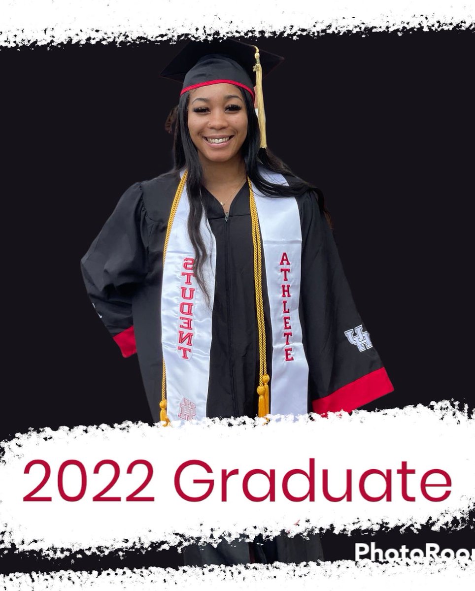 HoopMomAnn's tweet photo. #CollegeGraduate2022 #proudmom  @caleyahj_ https://t.co/Jo9ELx5pkX