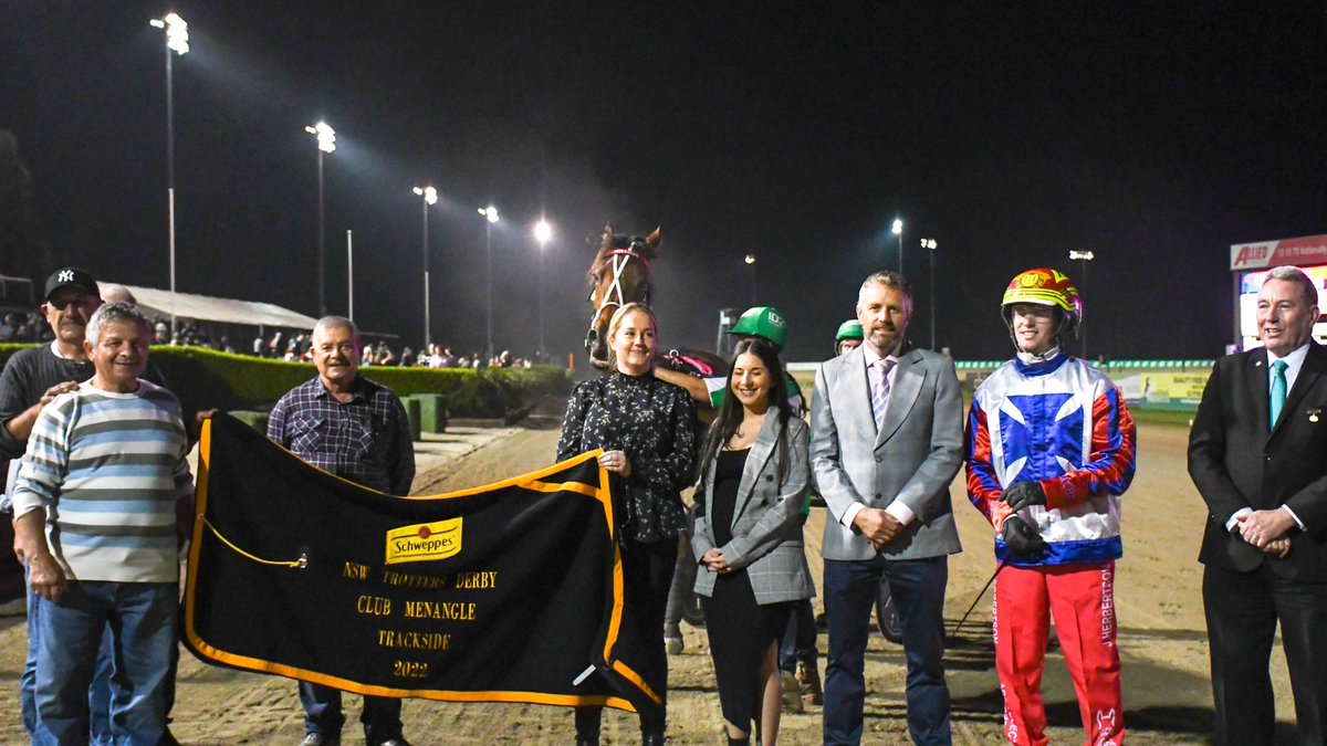 ClubMenangle's tweet image. Harry Stamper NZ takes out the Group One @SchweppesAus NSW Trotters Derby for the Victorian combination of Joe Pace and @jimmmyherb. 

Congratulations to all connections.👏

@HRNSW_Harness @TheTrotsComAu