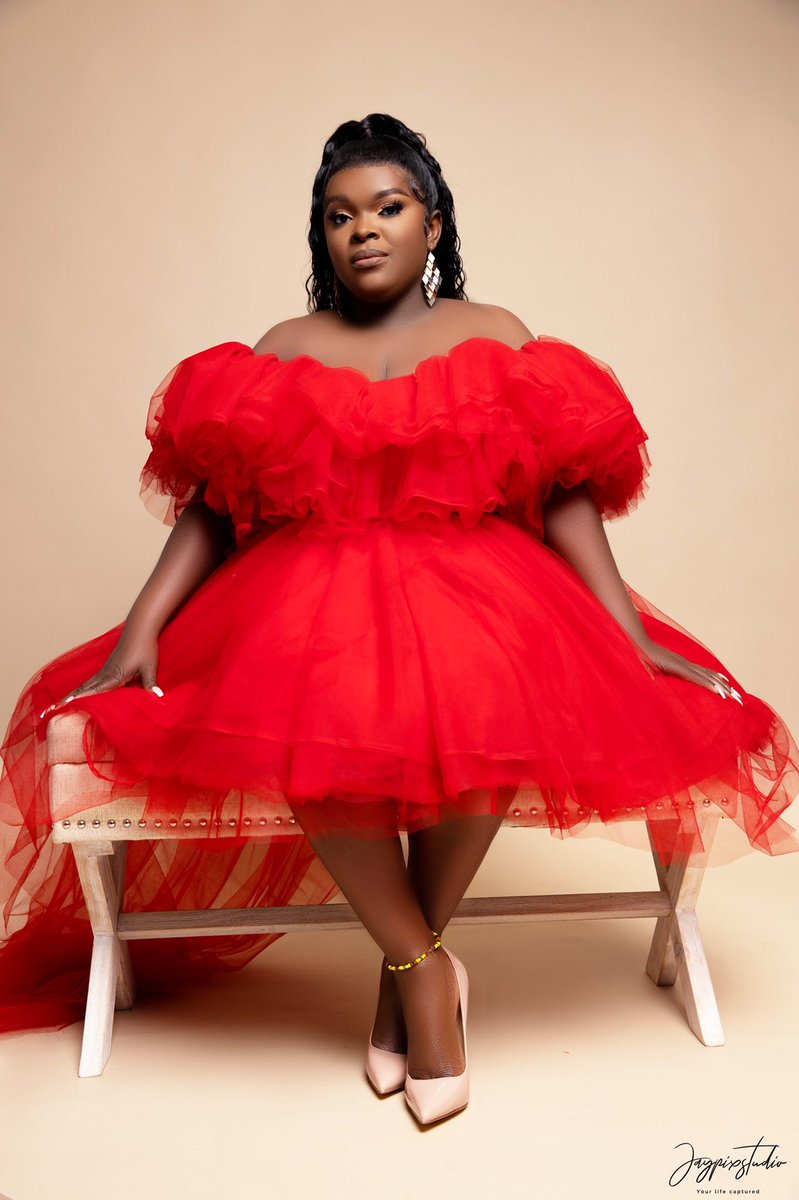 K_R2010's tweet image. You jou tankou jodia, Bondye te banm lavi par l’intermédiaire de manman mw. Leu map gade kote m te ye ak kote mw ye Kounyea, m pa gen mot poum di Seigneur a merci. Nou tonbe nou leve pi red. Ke jounen sa ranpli bénédiction pou mw e ke projet mw yo kontinye réalisé nan nom Jesus.