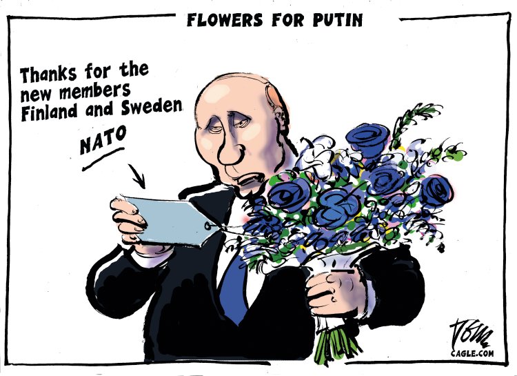 MavkaSlavka's tweet image. More NATO expansion eastwards. #MasterStrategy not going very well. #StopPutinNOW