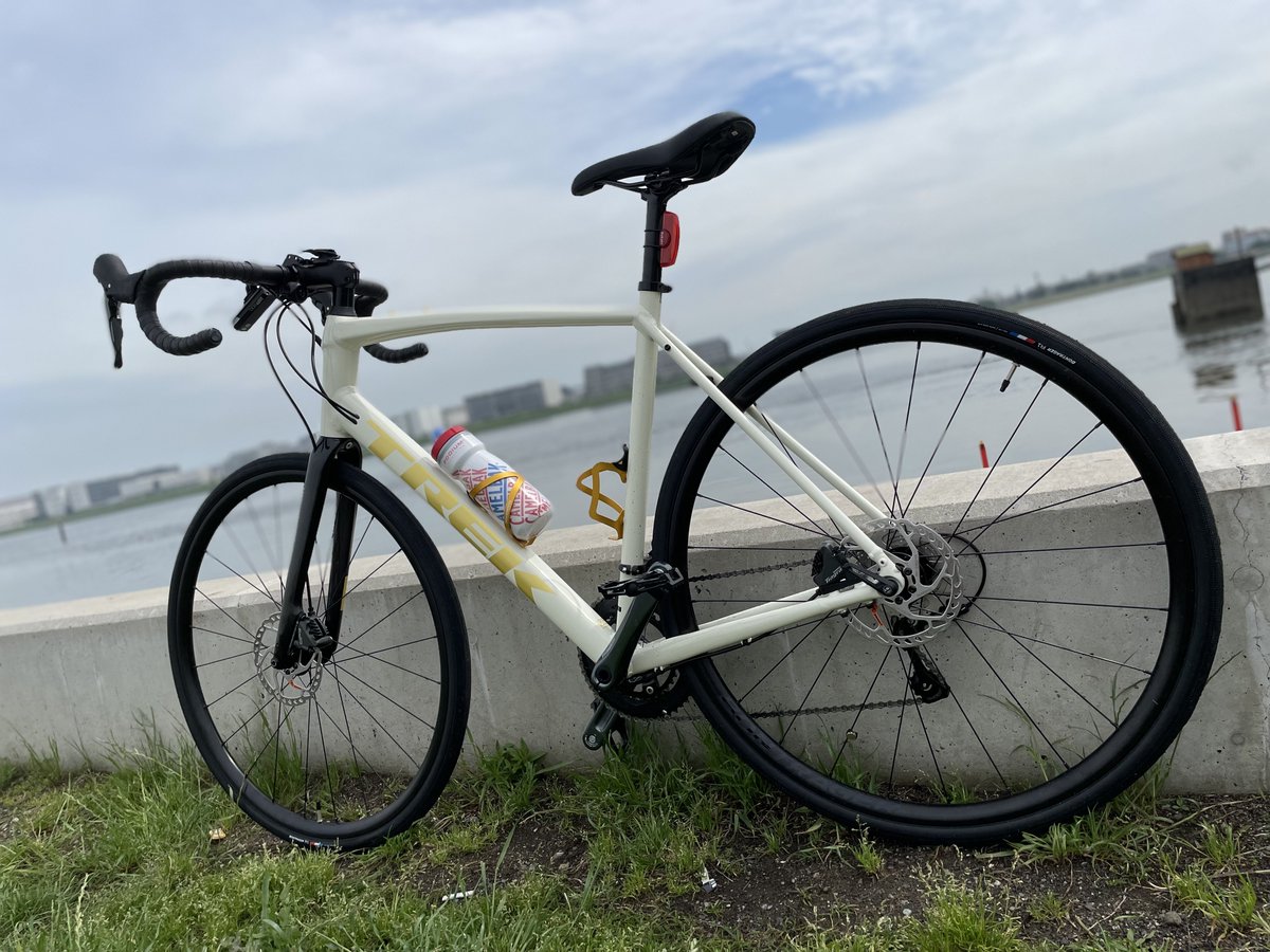hiro_rider_'s tweet photo. ロードバイク納車しました！
TREK Domane AL 4 Disc 🚲
初心者ですが、よろしくお願いします💪
#TREK
#Dmane 
#ロードバイク
#TREKBIKES https://t.co/dzvtMr727f
