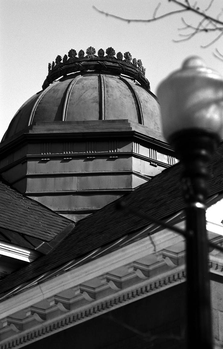 lomographyuk's tweet photo. How low can you go? Well it seems Mario Piper can go lower than most of us. Find how she got on testing out the Fantôme Kino B&W ISO 8. #lowiso #fantomekinofilm https://t.co/b3RiKzBQqX https://t.co/WwJxQDknAB