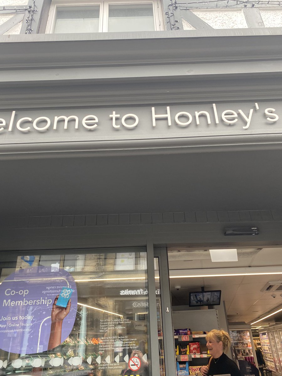 RoseannHughes's tweet photo. Great Day out in stores with @nicolabarwick35 and @furnivalderek Great Availability, Fantastic Standards and most of all meeting and listening to our amazing passionate colleagues #itswhatwedo https://t.co/F8vp9NSIZP