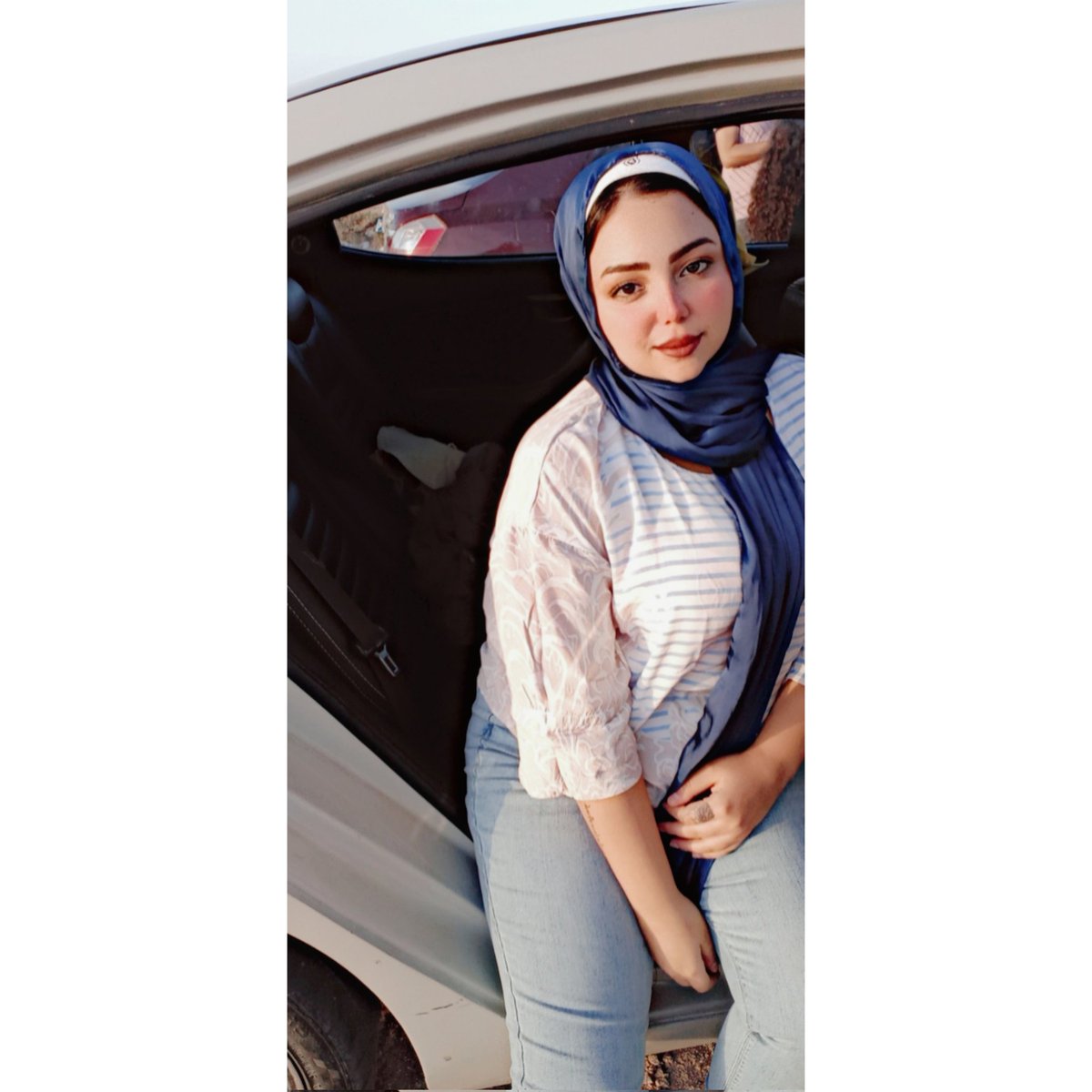 Buspos's tweet photo. خدو الحنيه الي نقصاهم وكل الحب الي يكفيهم ومشيو بلا هدف ! https://t.co/vulT4lPFHw