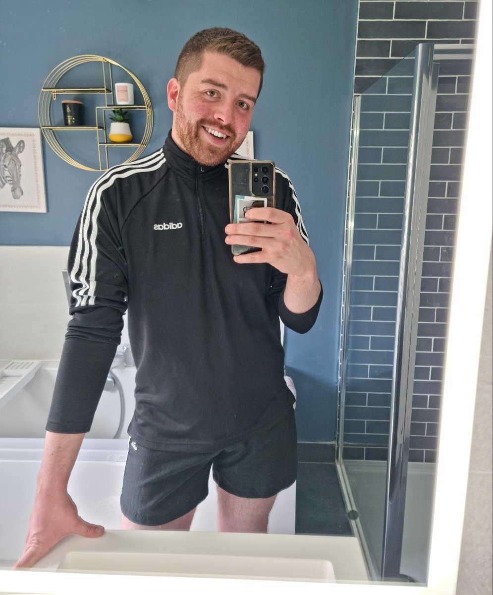 knuge_'s tweet photo. let's get physical https://t.co/06ZJ5EIp73
