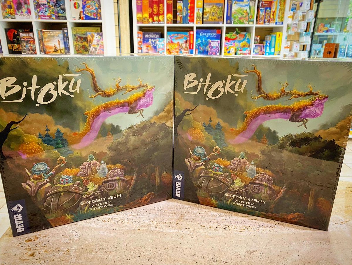 ludosaurus_vlc's tweet photo. Buenos días! El jueves recibíamos en #Ludosaurus a esta criatura. Al que ha sido Espíritu del Bosque durante tantos años que ya ni nos acordamos… pero que está buscando un sucesor digno 😉
#Bitoku, de @DevirIberia. Una maravilla 😊
Podéis verlo aquí 🦕😊:
https://t.co/Hq8BE9yMFh https://t.co/v7cEvBbEn0