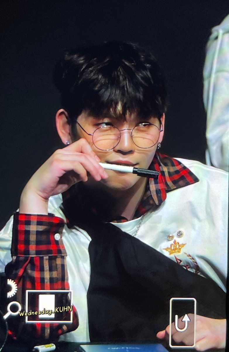 220514 마지막 대면 

 #업텐션 #노수일 #쿤 #UP10TION #KUHN

<a href="/UP10TION/">업텐션(UP10TION)</a> 

마지막까지도 귀엽고 멋져~

이동안 많이 수고했어~ㅠ