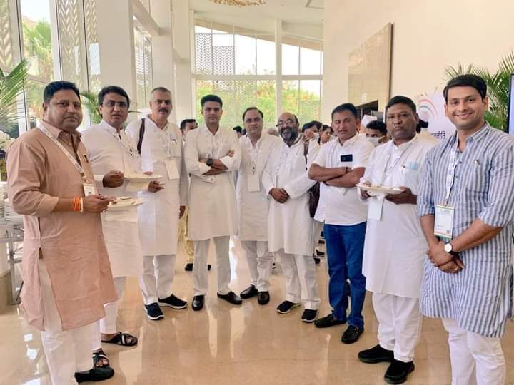 SunilSharmaInc_'s tweet photo. #Sachin #Pilot 

#A #Vijnery #Ledars https://t.co/yHZdyzUK2M
