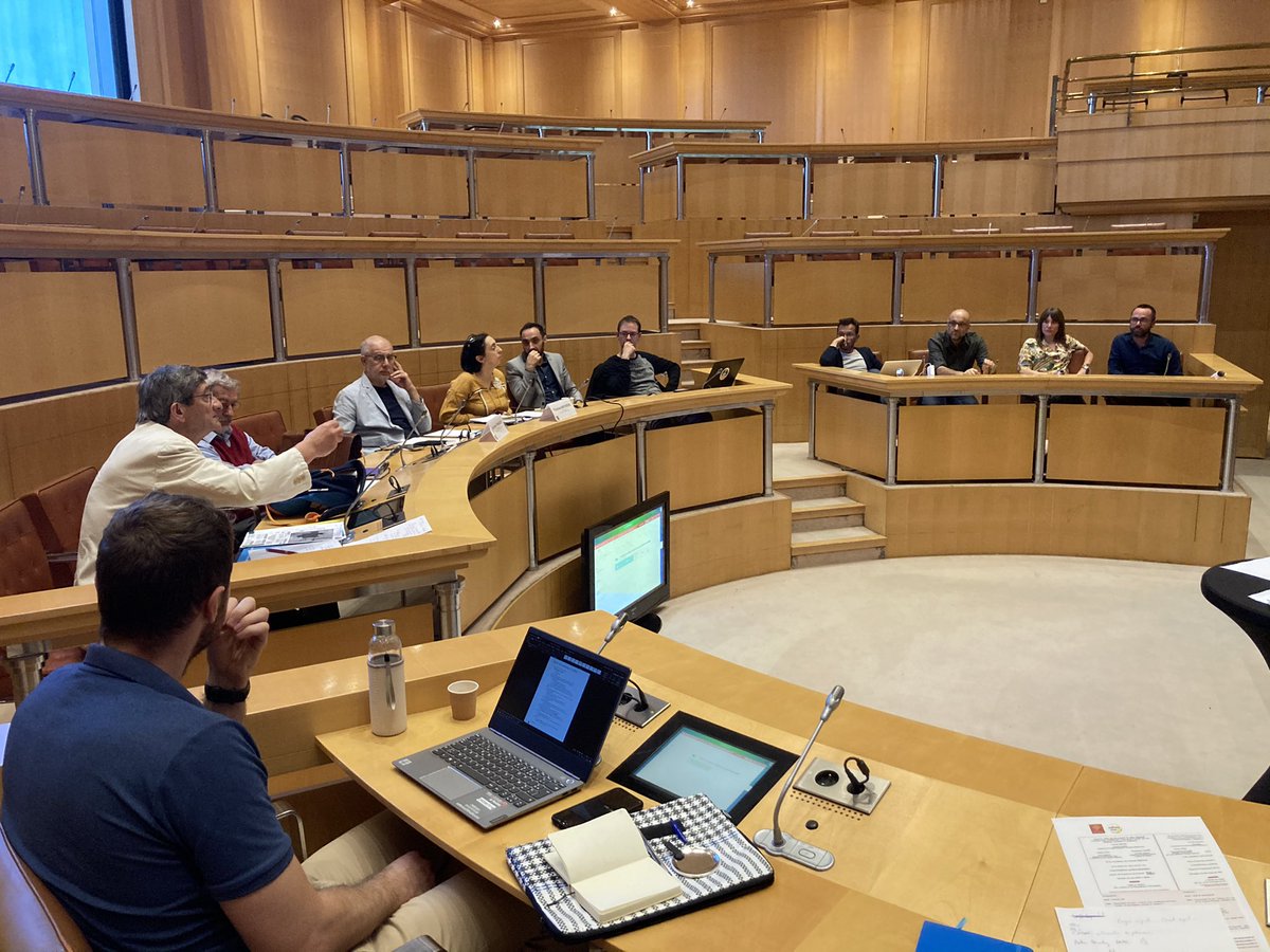 Arcom_Toulouse's tweet photo. Première étape du plan régional « Cultura Viva » pour les langues occitane et catalane organisé par @Occitanie. Atelier dédié au secteur des médias radiophoniques : de très riches échanges ambitieux et volontaires au service de cet enjeu déterminant. #OPLO #OPLC https://t.co/6FPLPvQ564