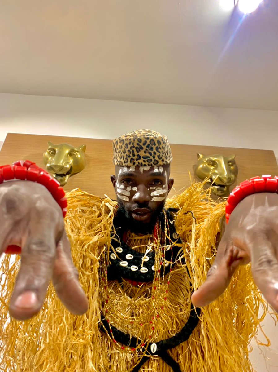 SunriseRdc's tweet photo. #Culture : Lors de sa retraite tenue du 10 au 13 mai 2022, #Afro a offert un espace d'expression aux philosophes, techniciens et praticiens de l'#art, de la culture et des médias sur la question des pouvoirs potentiels des expressions médiatiques, #artistiques et culturelles. https://t.co/9bmDKKs9vU