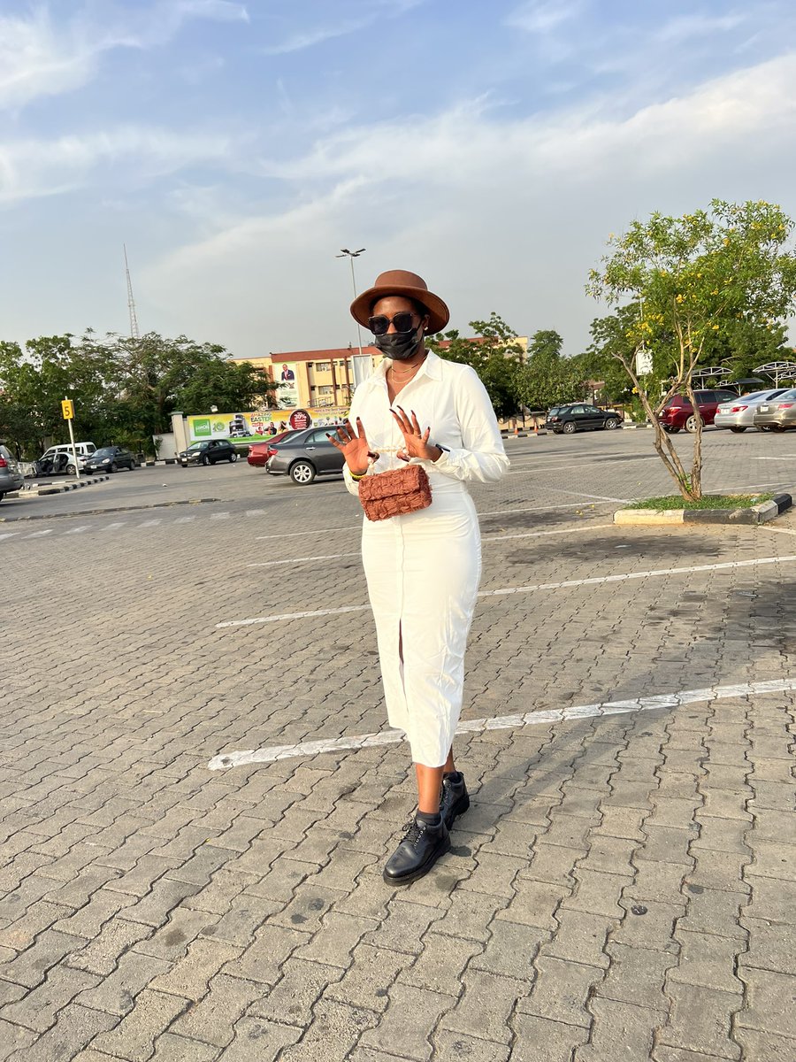 theladymotara's tweet photo. Just wanna say I made the bag.😌🤩💃🏾 https://t.co/c8rwgiZb5o