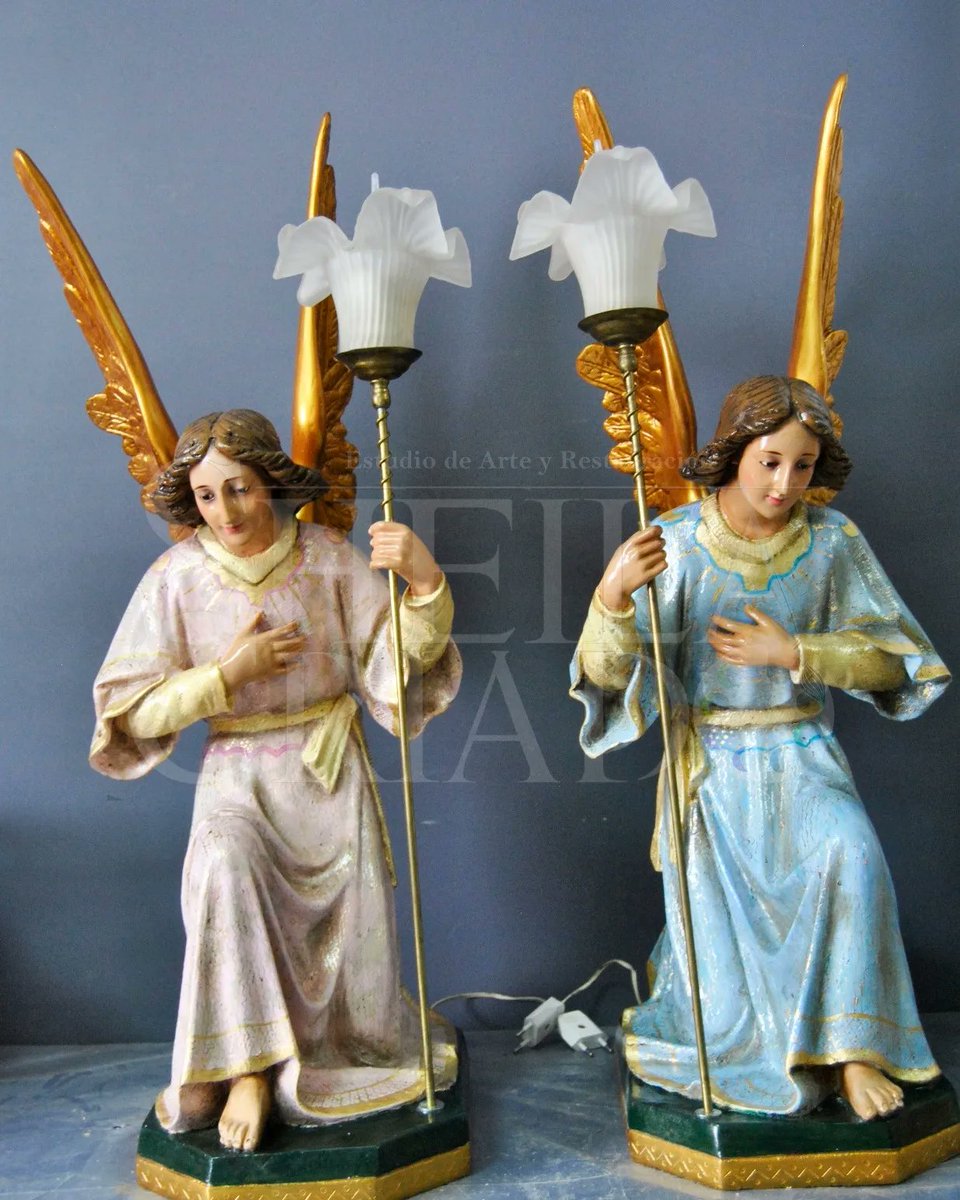 sheilacriado12's tweet photo. 📤En la tarde de ayer se hizo entrega a la Hermandad de la Cruz de la Calle Picos de Moguer de dos ángeles lampareros tras las labores de conservación y restauración. 
#RestauraciónSheilaCriado
#ASacro #Moguer #Huelva #Heritaje #CYR  @BSLiceodeMoguer @AytoMoguer https://t.co/iQ9THbkDA8