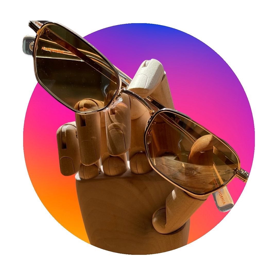 The model Holly from Garrett Leight California Optical. 

A stunning shallow rectangular sunglass in a gold colour frame with a gold mirror lens.

<a href="/garrettleight/">Garrett Leight California Optical</a> #garrettleightcaliforniaoptical #glco #holly #sunglasses #sun #opticiansnottingham #pelhamstreet #nottingham #gold