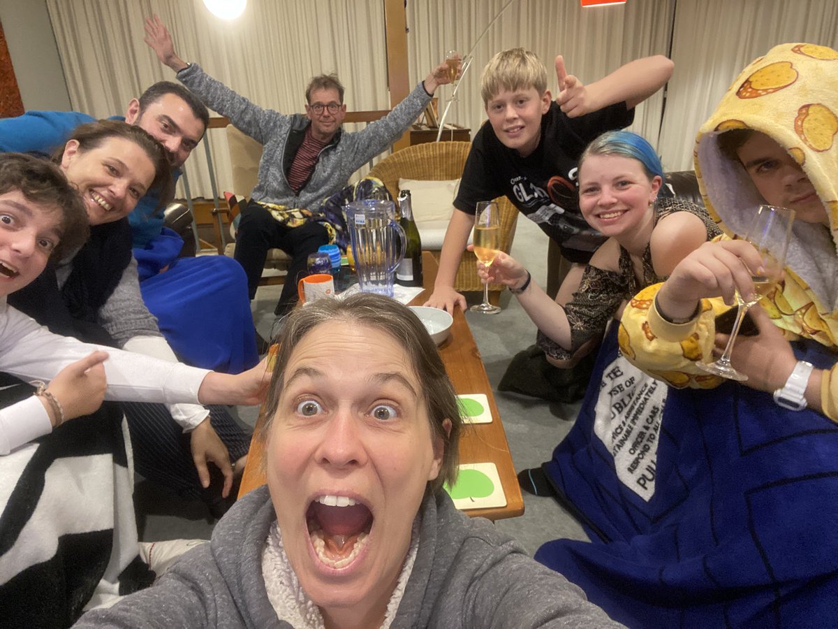 Kerry Mills tweet media