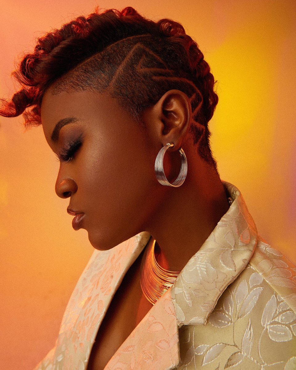 OfficialDunnie's tweet photo. New music dropping next week, you’ll love this one 🔥🔥🔥 https://t.co/QsykijnlX6