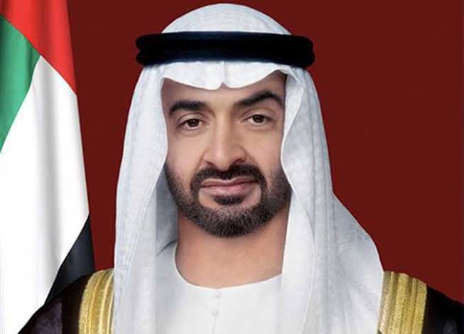 مبارك لنا انتخاب سيدي صاحب السمو الشيخ محمد بن زايد آل نهيان رئيساً لدولة الإمارات..
خير خلف لخير سلف ..نبايعه على الطاعة والولاء .
مسيرة الاتحاد ماضية بثبات نحو مئوية عظيمة الأمجاد..وشعلة القوة والعز ستظل تنير المحيط بأسره في ظل محمد العزم والحكمة.