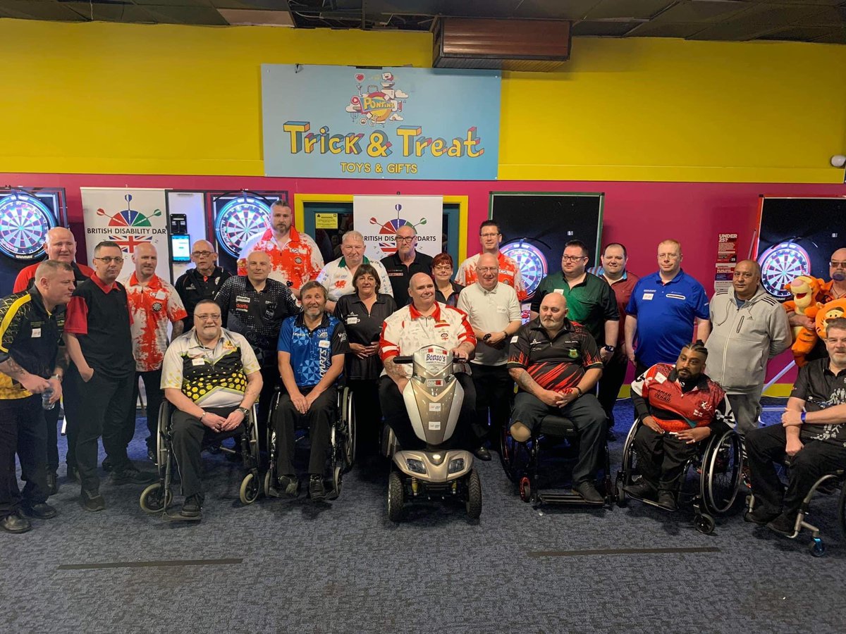 Roles4Goals's tweet photo. Here’s the @BddaWdda team before the #WelshOpen Next the @darts_england #DisabilityDarts team are off to the #WorldTrophy in #Oostende #Belgium Let‘s go England! #disability #inclusion #competition #worldcup #sponsorship #support #wheelchairdarts #standingdarts #mentalarithmetic https://t.co/qz8OxNtCYK