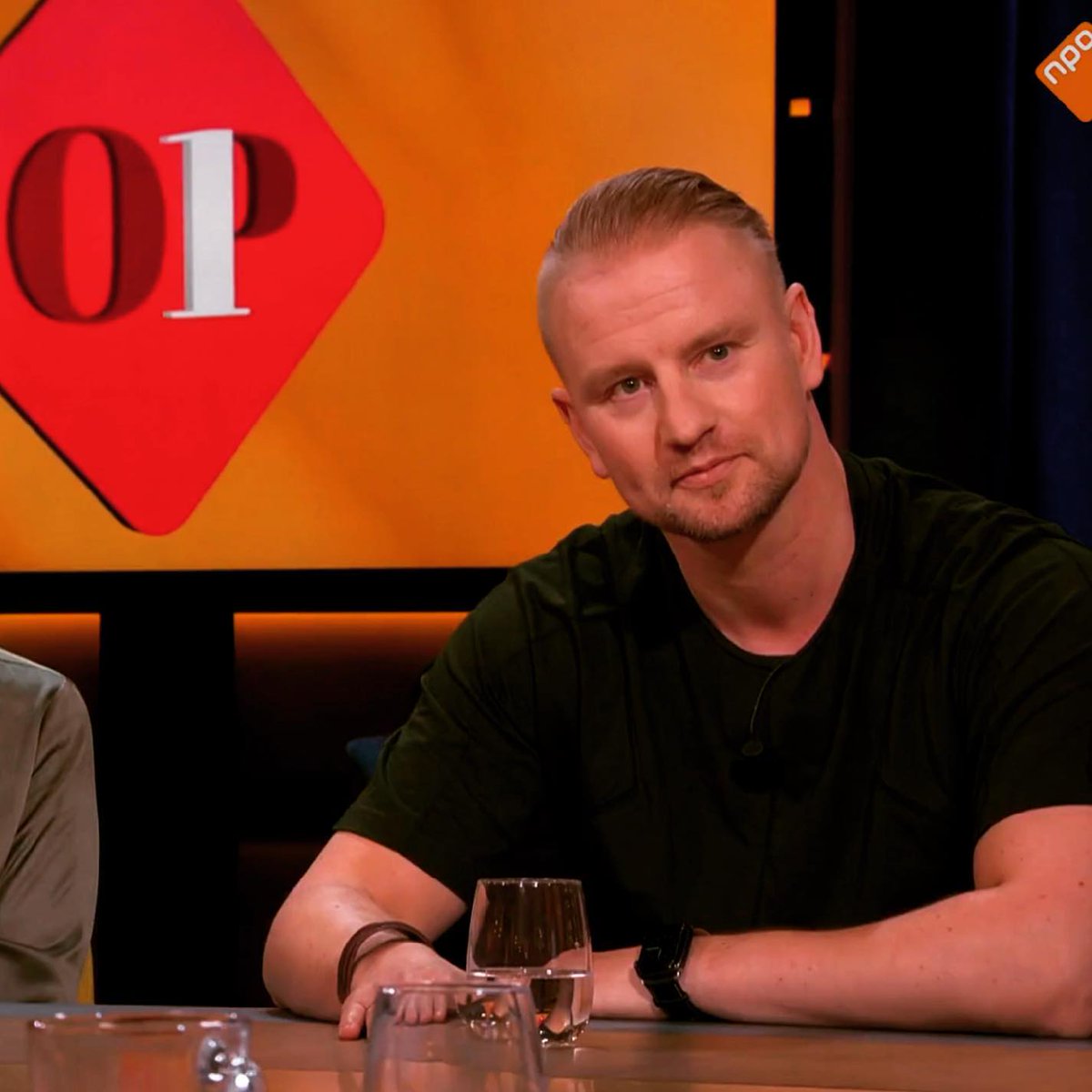 Ik mocht aanschuiven bij @op1npo om het verhaal te vertellen van Senna Amalia Mennes, onze dochter en medisch wonder
#Op1 #Herseninfarct #Stamcellen #MedischeDoorbraak