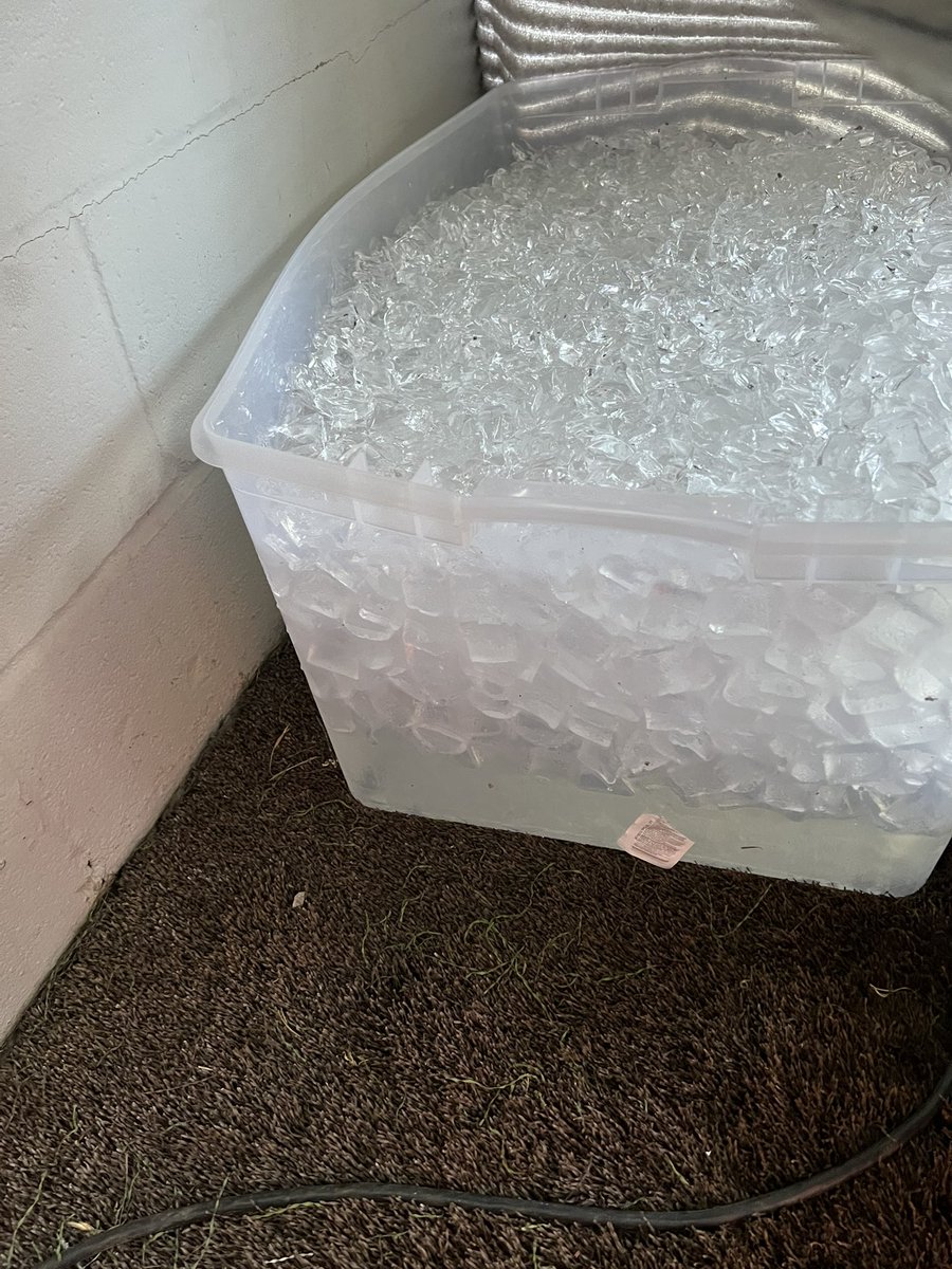 HennesseyChad's tweet photo. Hey @ERCOT_ISO and @GregAbbott_TX let us know if you need help with your grids… #SelfMadeAirConditioning #SwampCooler @EFND_Baseball #HotDay https://t.co/vyux9vjcoJ