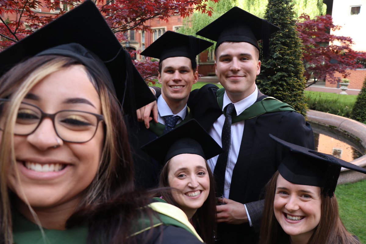 Crossed the graduation stage for (probably!) the last time yesterday for my MSc in Polar and Alpine Change. So grateful for everyone I’ve met at <a href="/sheffielduni/">The University of Sheffield</a> and the fantastic <a href="/SheffieldPAC/">Uni of Sheffield PAC</a> Class of 2020. Feels like forever ago now but we finally made it - pandemic and all! 🎓✨