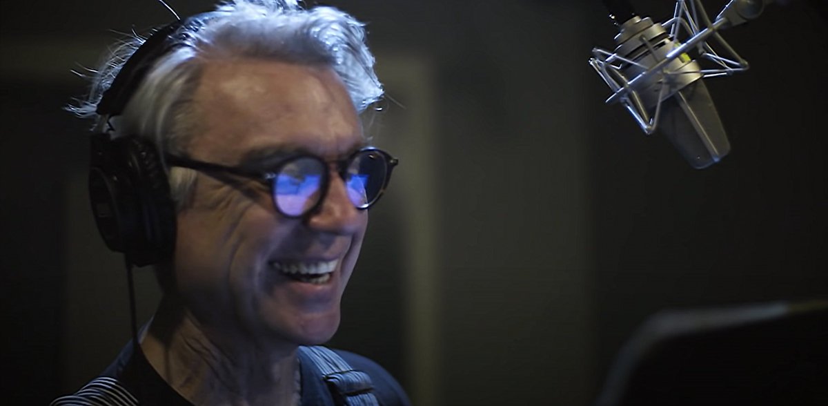 SandblastProd's tweet photo. Happy 70th birthday to David Byrne! We hosted David and Christine Jones, as they recorded VOs for Social!— their project with Stephen Hoggett. This making-of video features the pair in our recording booth and mixing room! https://t.co/5qV9nCsF87 #SandblastProductions #DavidByrne https://t.co/dDa9K5NlOH