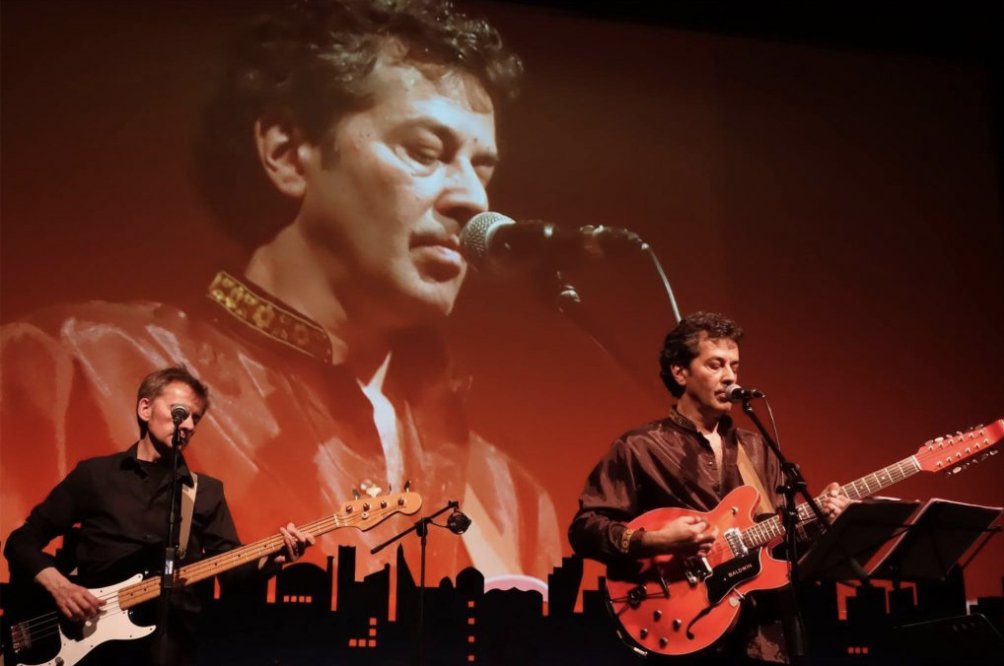 thetradesclub's tweet image. Tonight - Doors 8PM
The Harveys 8.30PM 
Monochrome Set
@themonoset 9.30PM
Some tickets on the door