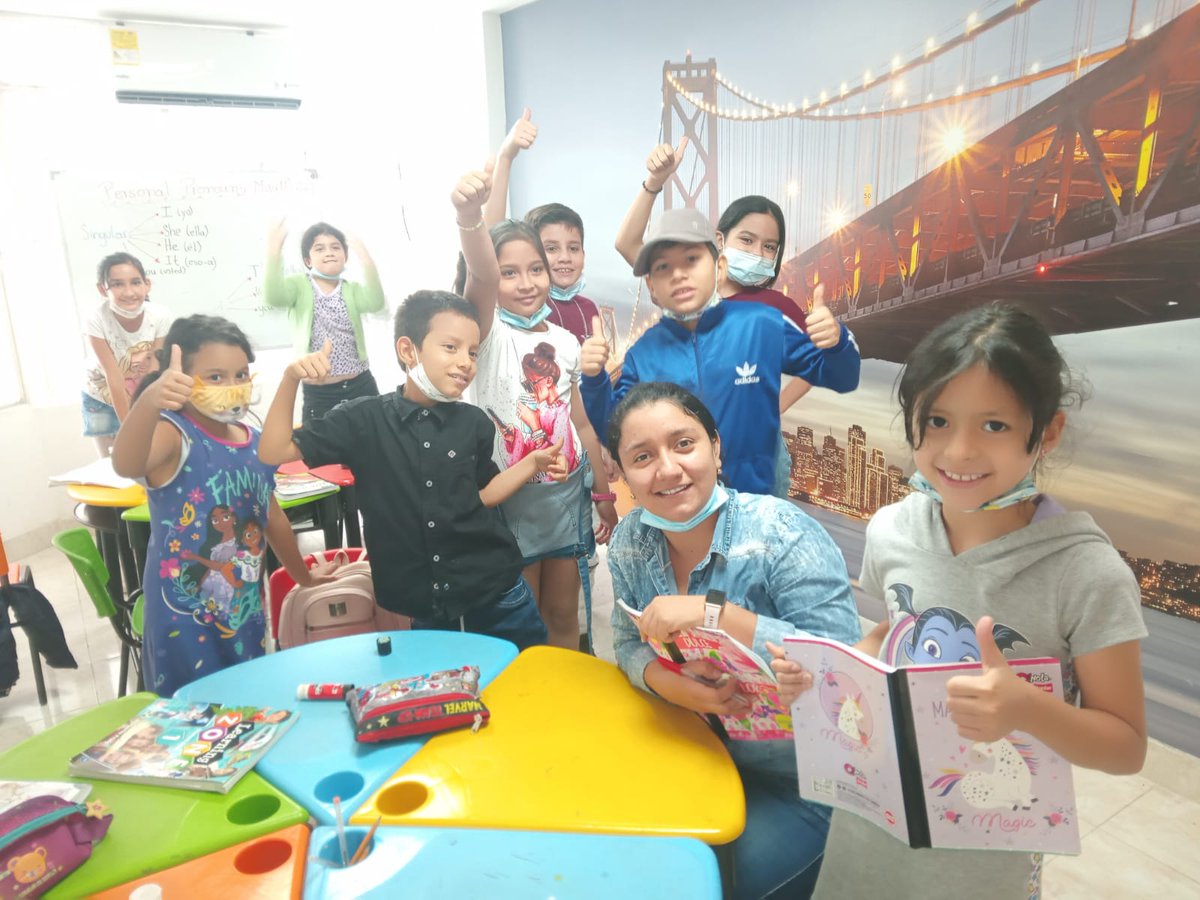 WORLDSKEYCEI's tweet photo. Cursos de Inglés World´s Key "A nuestros  hijos les gusta mucho el inglés del instituto" "Las instalaciones son cómodas y ellos son felices jugando y aprendiendo"  ¿Qué esperas? Calle 14 No. 5-108 Neiva. Cel. 3124181215. "Somos una llave para abrir el mundo de nuestros niños". https://t.co/DDNbdRfjKH
