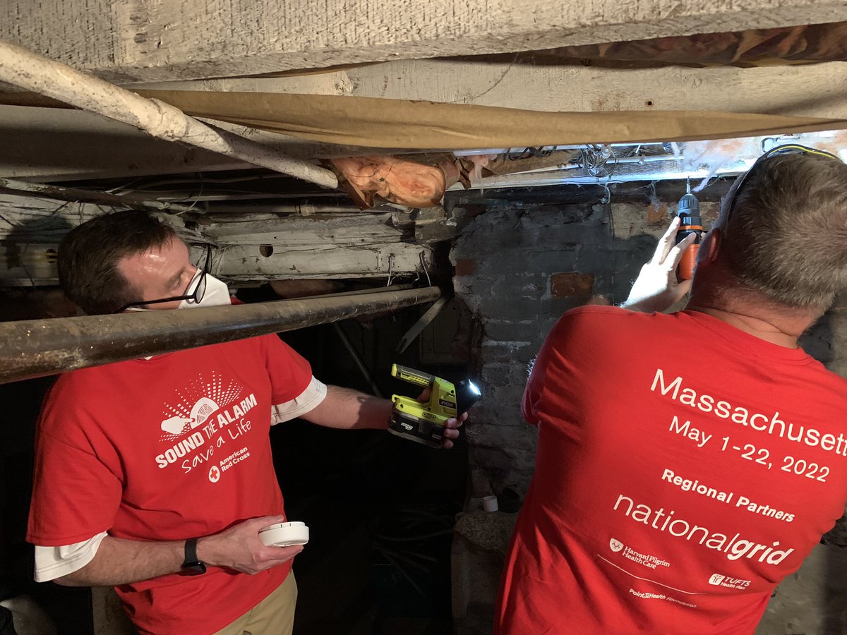 Maura McLaughlin (@mauramonengrid) on Twitter photo Making homes safer in <a href="/cityofeverettma/">City of Everett, MA</a> today with <a href="/RedCross/">American Red Cross</a> #SoundtheAlarm program. <a href="/nationalgridus/">National Grid US</a> volunteers install fire & carbon monoxide alarms Making homes safer in <a href="/cityofeverettma/">City of Everett, MA</a> today with <a href="/RedCross/">American Red Cross</a> #SoundtheAlarm program. <a href="/nationalgridus/">National Grid US</a> volunteers install fire & carbon monoxide alarms