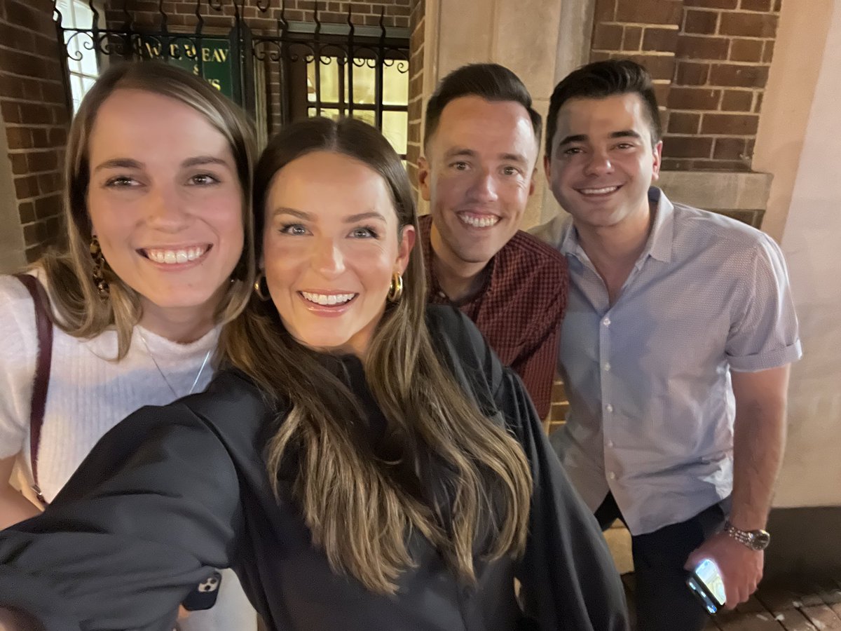 MGMarks29's tweet photo. Reunited with the best @WhiteHouse45 press team last night! #ThankYouPress https://t.co/R4ZP88gR9u