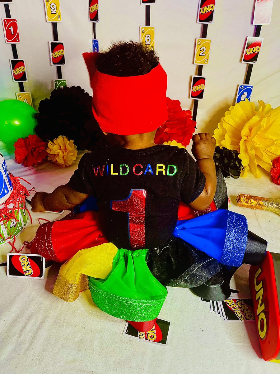 absolutelynoda's tweet photo. Oliviyah’s Turning … UNO ♥️💙💛💚🖤
#TrendingNow #FirstBirthday https://t.co/IvRyv1o2gE