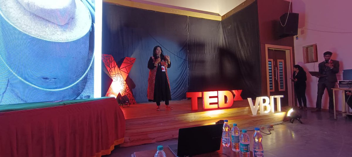 mkalanidhi's tweet photo. One more in the #BucketList checked off. #TedTalk. Thank you @VBITHYD #TedXVBIT for the opportunity to share my journey on the theme #ShatterTheFilter. My second #TedXTalk was indeed special https://t.co/GWCZ6mDMJa