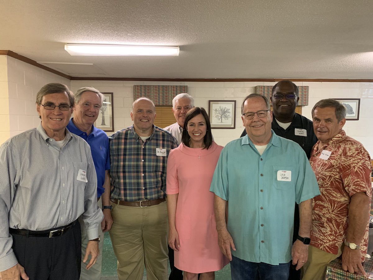 KatieBrittforAL's tweet photo. It was great to be in Houston, Coffee and Dale Counties! There are only 10 DAYS LEFT until the May 24 election— be sure to remind your family, friends and colleagues to get out the vote. The future of our state is on the ballot! #AlabamaFirst https://t.co/ZXzxh9vvil