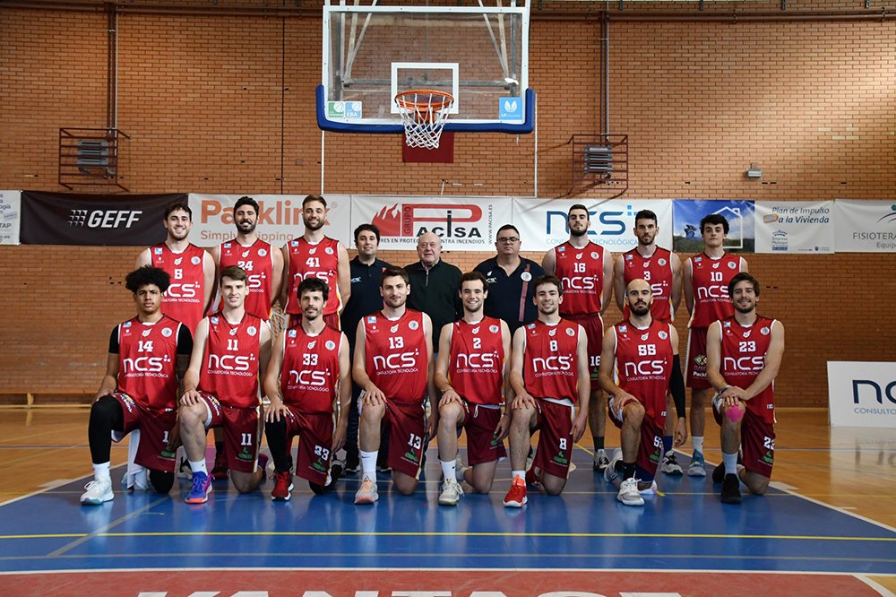 josete8877's tweet photo. Máximo honores 🤝a la temporada y a gran labor llevada a cabo a lo largo de la 2️⃣1️⃣-2️⃣2️⃣ con @correoramirez @pedroG9V9 y unido a los @Tejera12 @pek1s @edumartinez96 @GuilleBasket8 Marín, Herrero, Díaz,Ordas, Garrido, Ballespin, Larrache, Ibáñez,De La Peña,De La Torre, González... https://t.co/fH2VJz3YZW